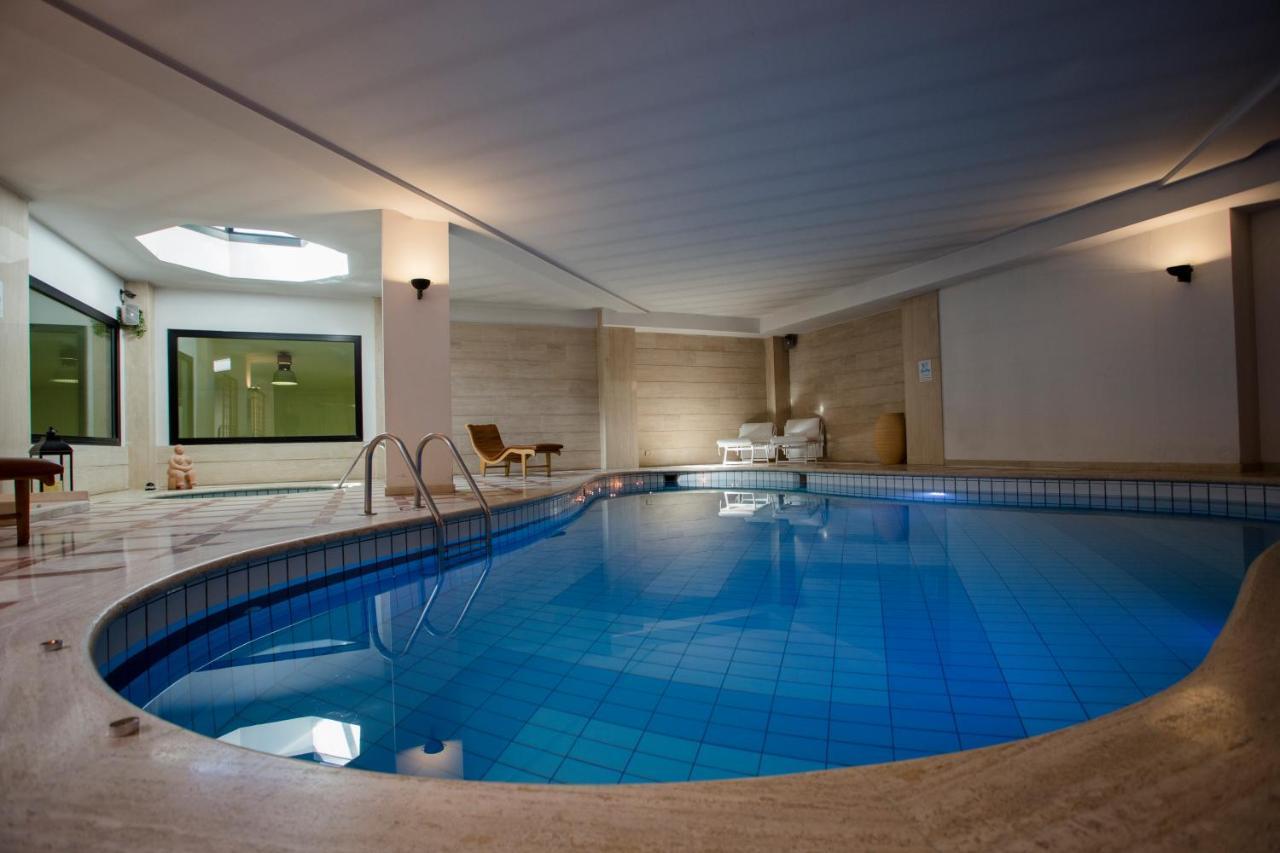 Hostellerie Du Cheval Blanc Аоста Екстер'єр фото