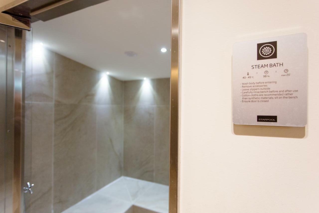 Hostellerie Du Cheval Blanc Аоста Екстер'єр фото