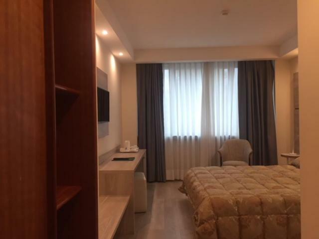 Hostellerie Du Cheval Blanc Аоста Екстер'єр фото